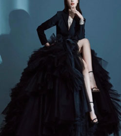 Elegantes Schwarzes Brautkleid von LAFANTA Berlin – luxuriöses Hochzeitskleid in Schwarz mit Volumenrock